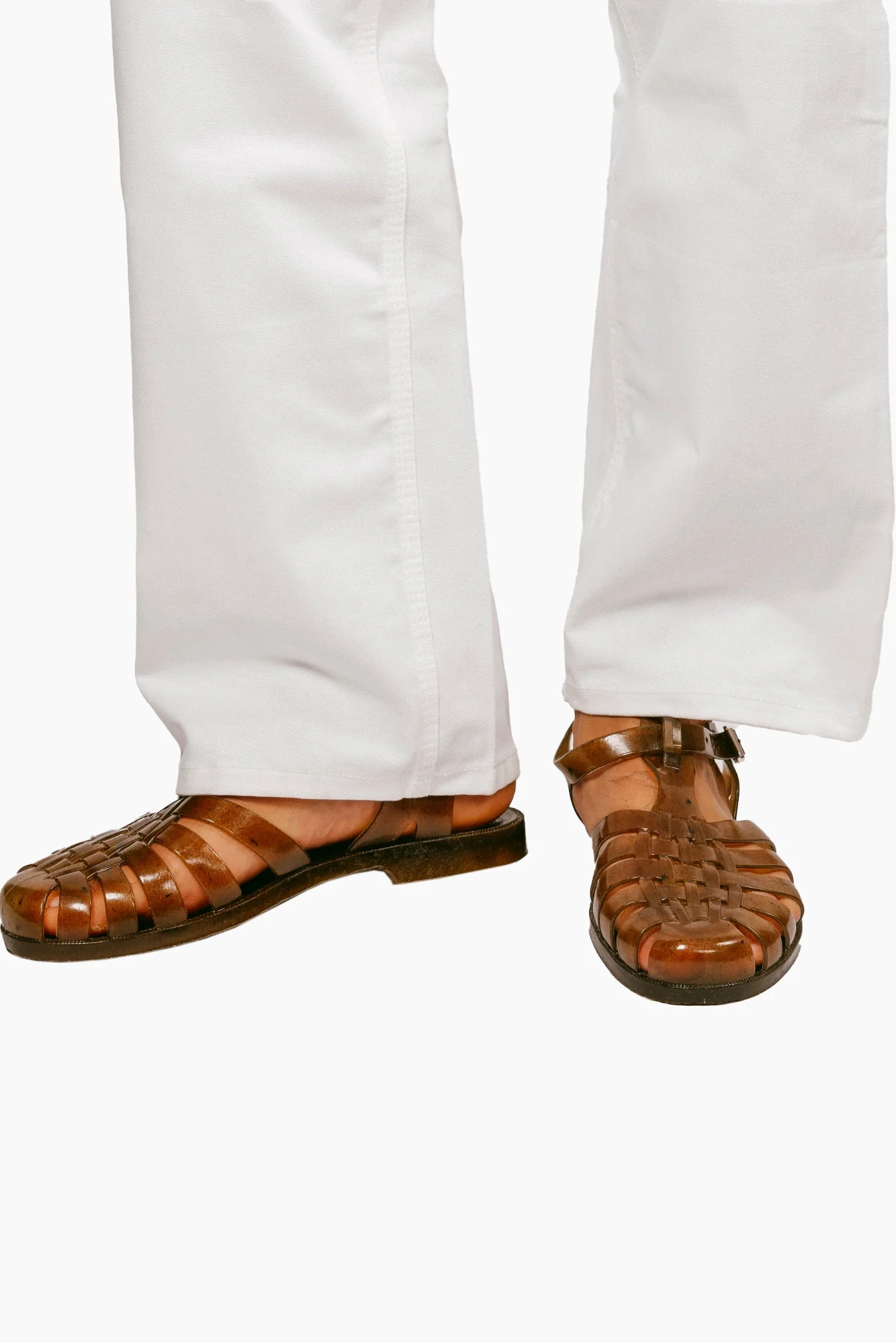 French Recycled Hemp Fisherman Sandals in Sepia - Image 4