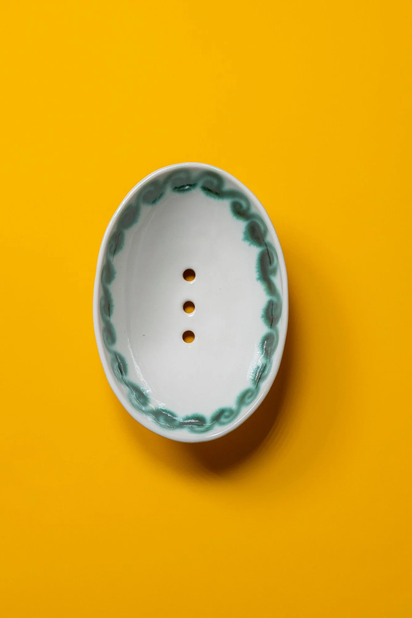 Oval Emerald Spirals Soap Dish - Image 4