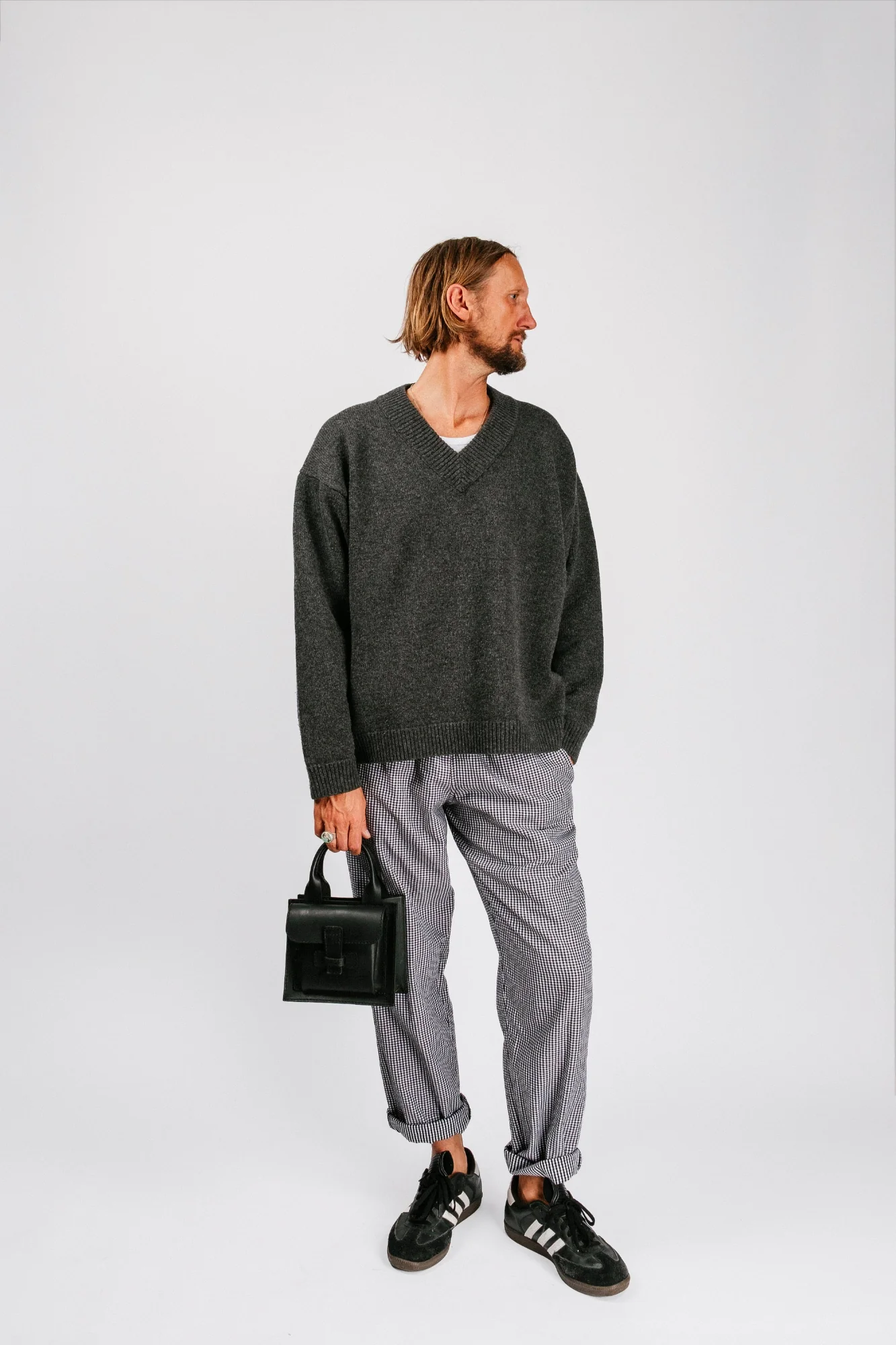 Sloane Vee Sweater - Image 10