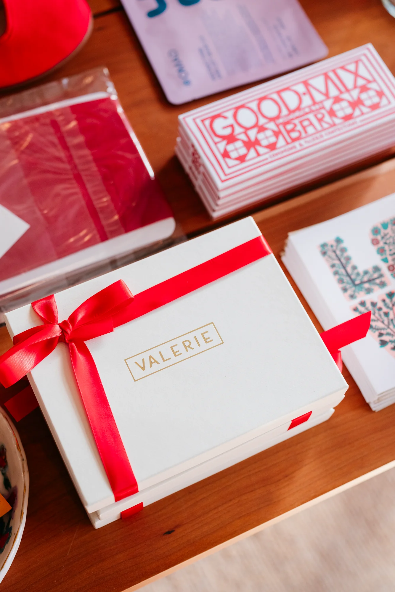 Valentine's Heart Shaped Chocolates | 18 Pieces - Image 2